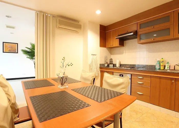 Serena Sathorn Apartment