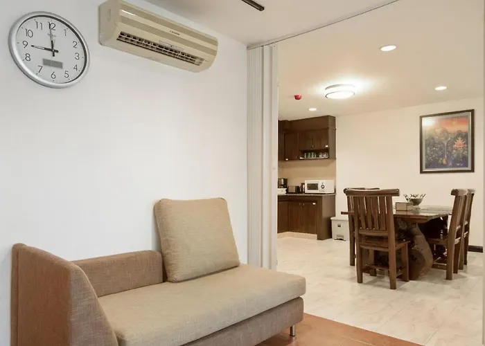 Apartment Serena Sathorn *